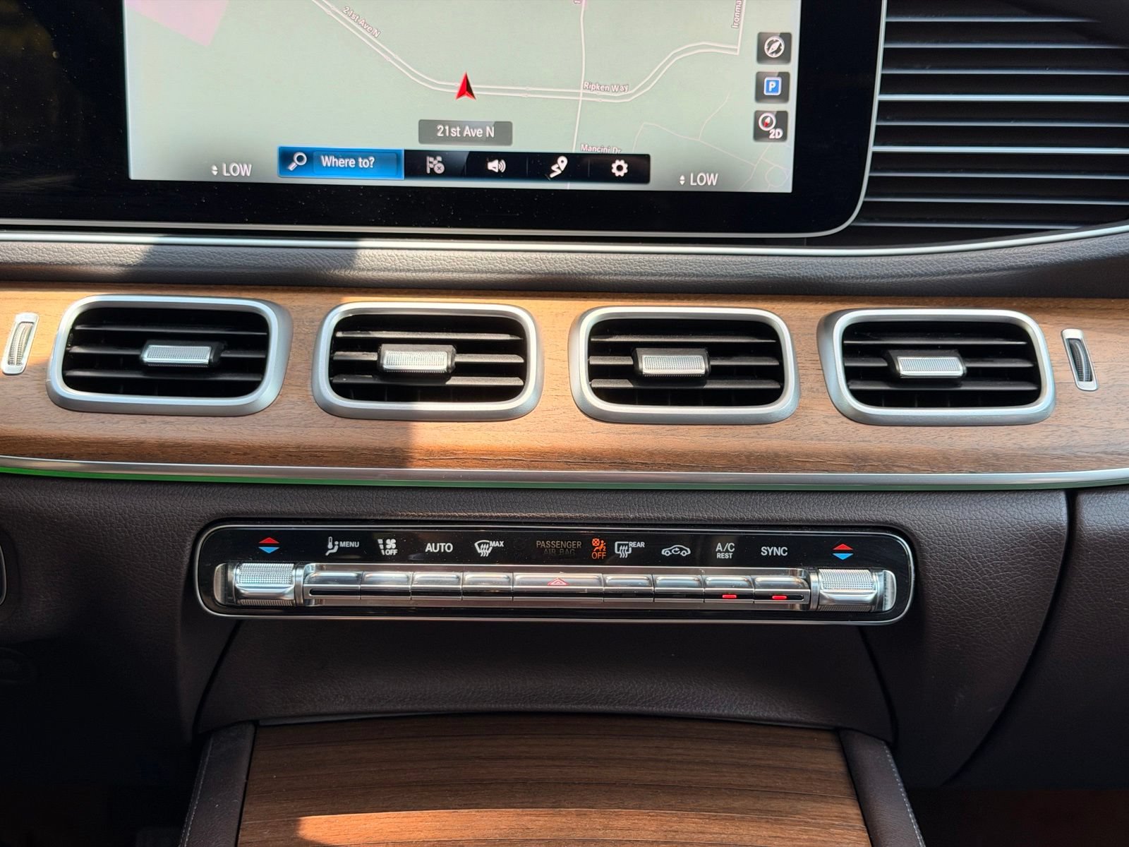 Used 2020 Mercedes-Benz GLE 450 4MATIC image 23