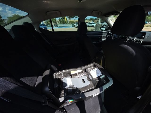 Used 2025 Nissan Sentra S FWD image 9