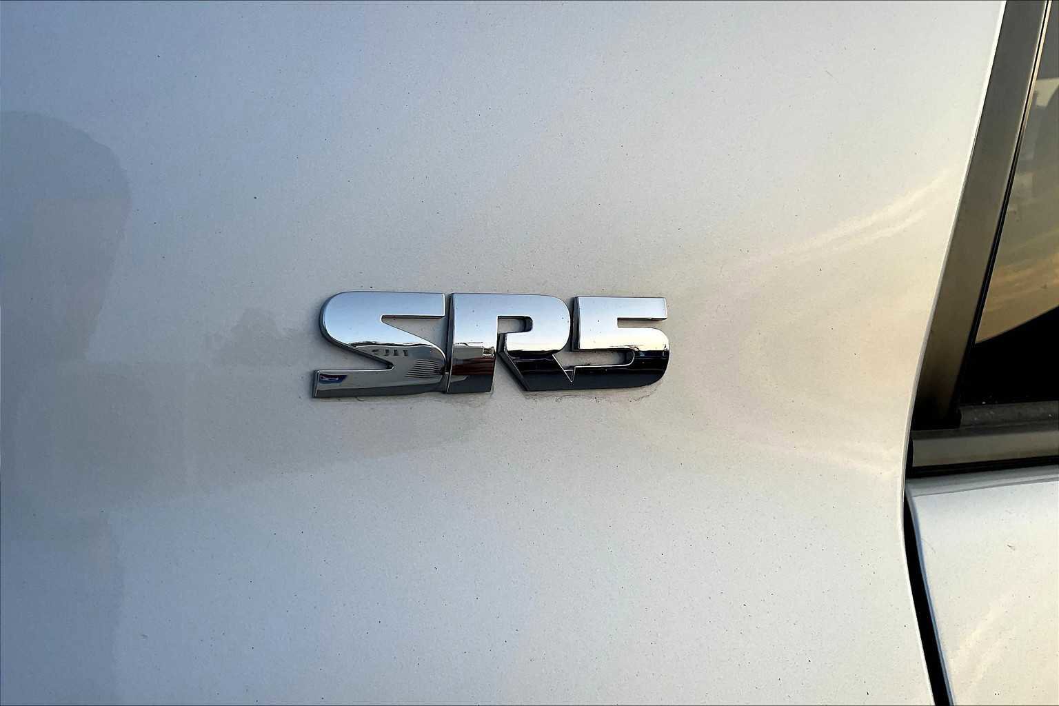 Certified 2024 Toyota 4Runner SR5 image 9