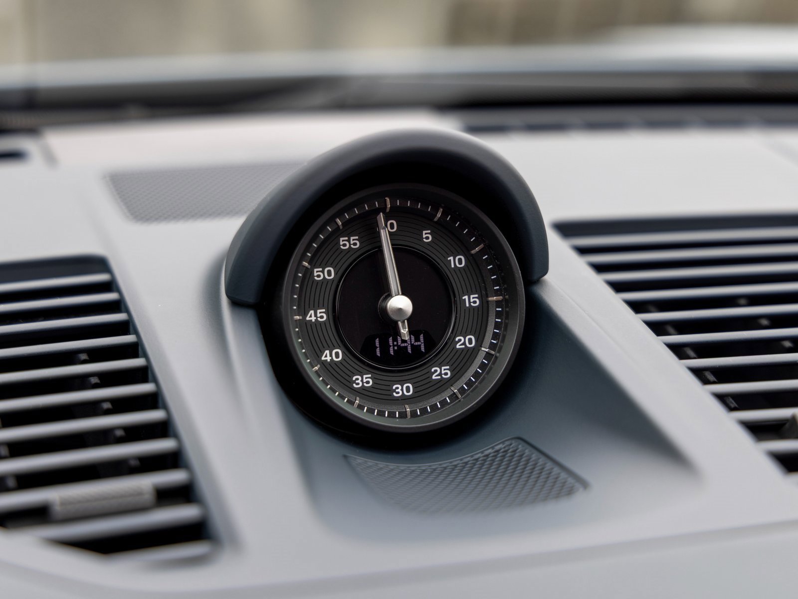 New 2026 Porsche 911 Carrera 4 GTS image 34