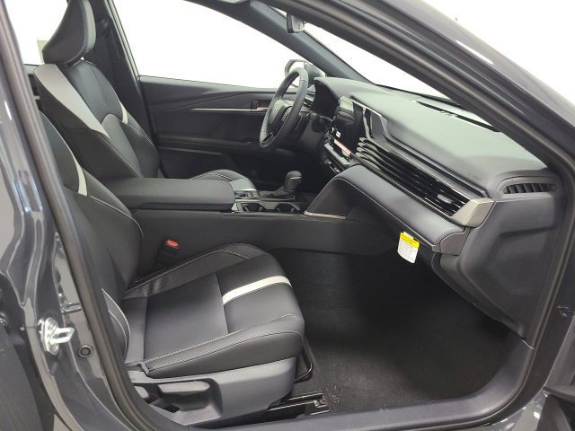New 2026 Toyota Camry SE w/ Convenience Package FWD image 11