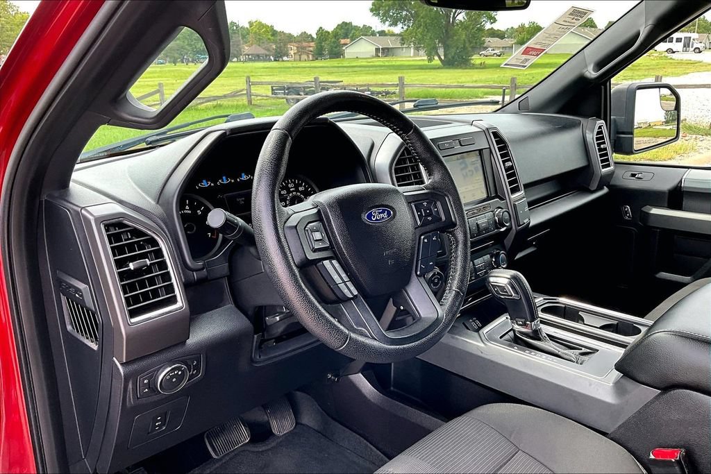 Used 2016 Ford F150 XLT w/ Equipment Group 302A Luxury AWD/4WD image 13
