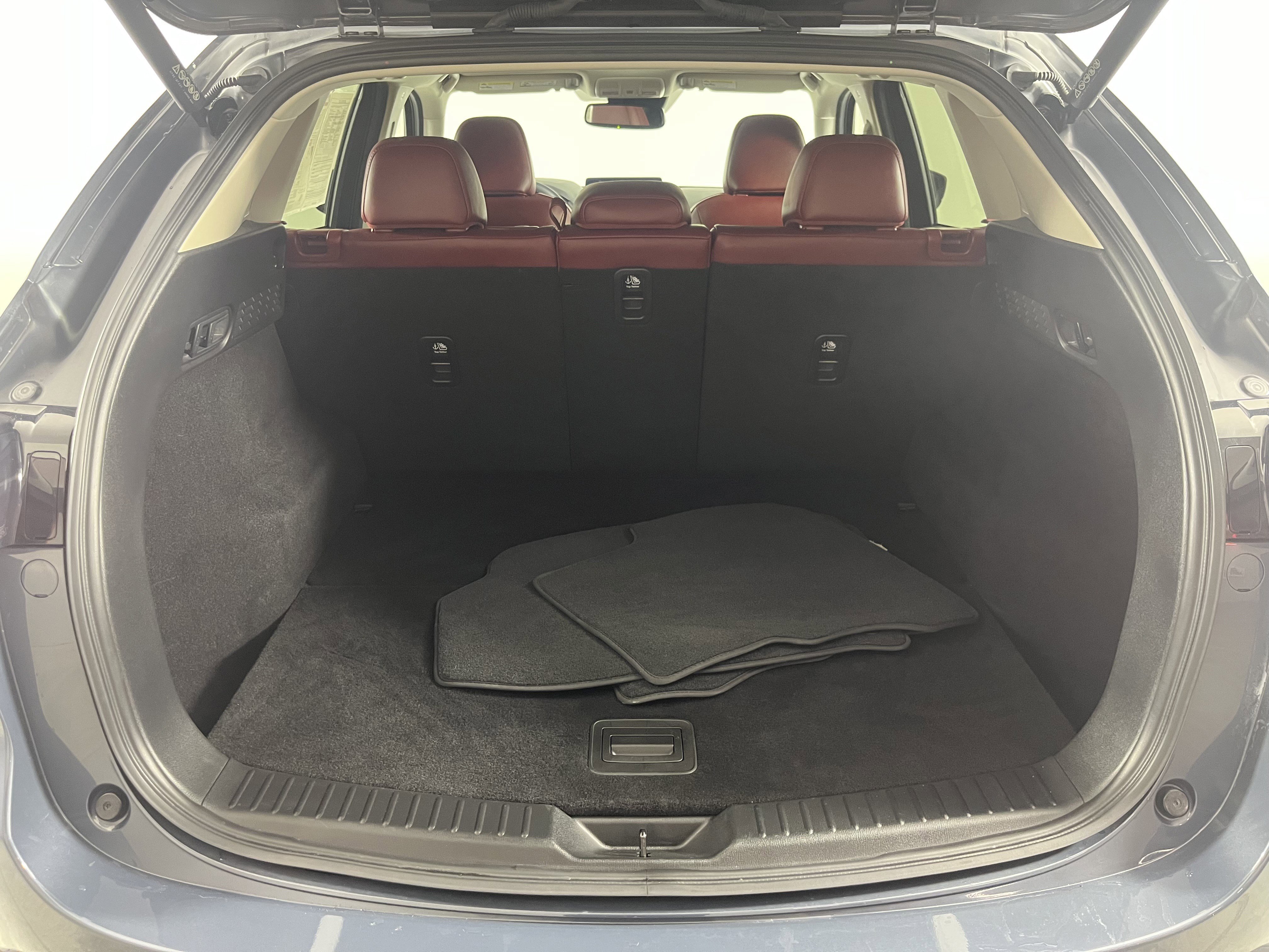 Used 2023 MAZDA CX-5 Carbon Edition image 28