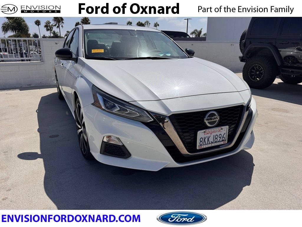 Used 2019 Nissan Altima 2.5 SR w/ SR Premium Package FWD image 1