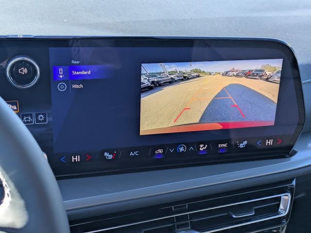 New 2026 Chevrolet Traverse LT w/ LPO, Floor Liner Package image 19