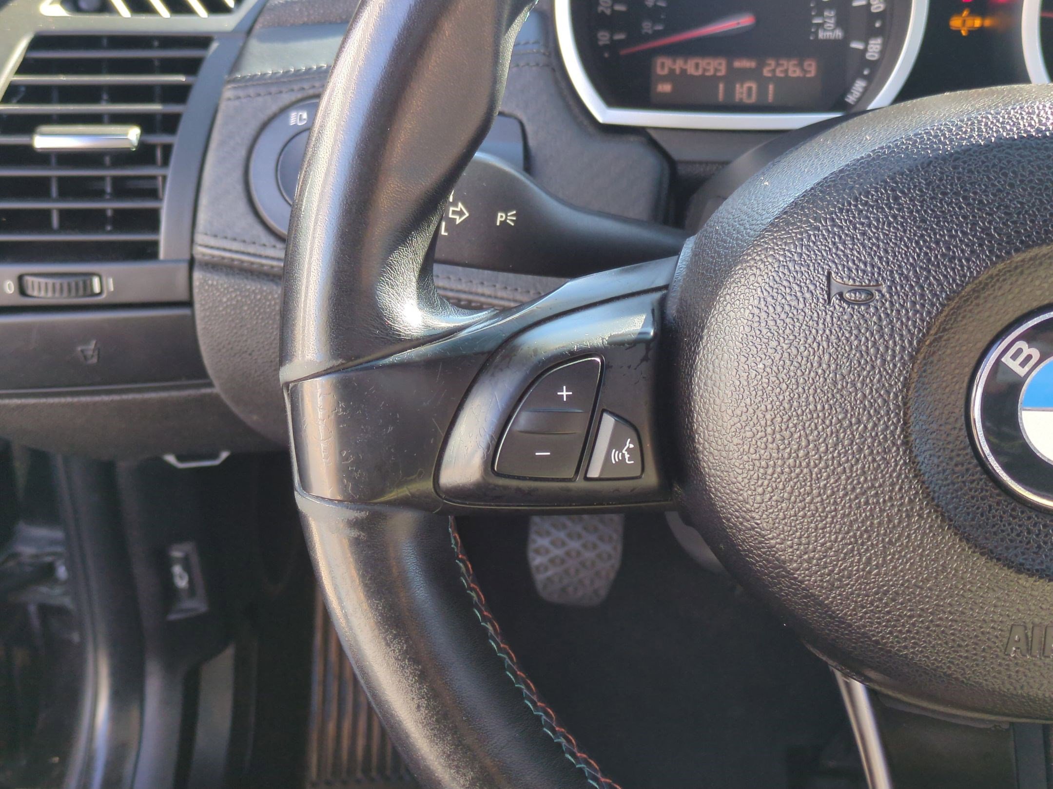 Used 2007 BMW M Roadster image 19