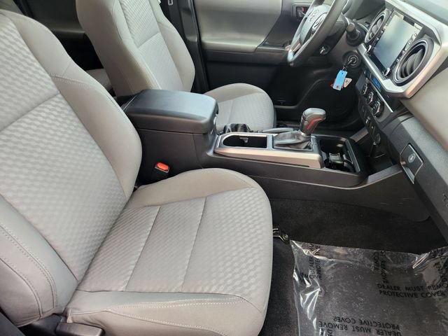 Used 2022 Toyota Tacoma SR5 RWD image 19