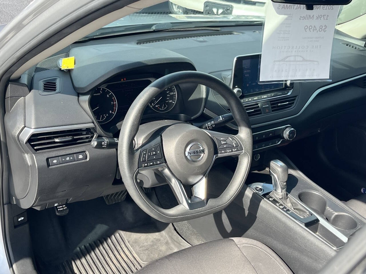 Used 2019 Nissan Altima 2.5 S FWD image 12
