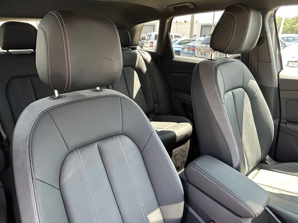 Used 2023 Audi Q4 e-tron Premium Plus w/ Premium Plus RWD image 42