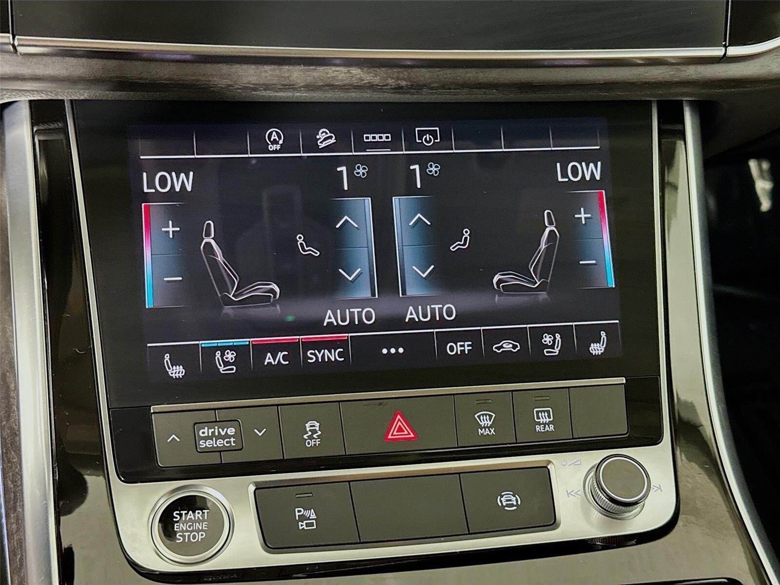 Used 2025 Audi Q8 Premium Plus AWD/4WD image 18