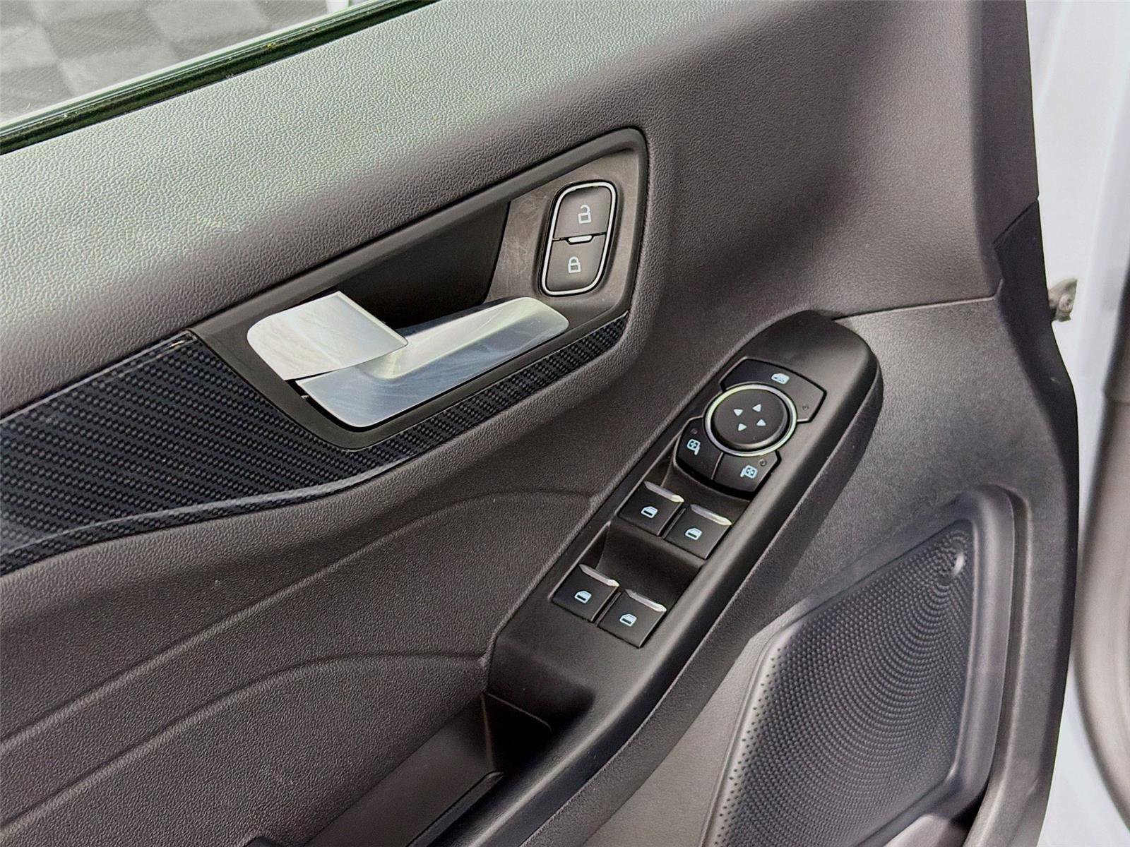 Used 2025 Ford Escape ST-Line Select w/ Tech Pack #1 AWD/4WD image 18