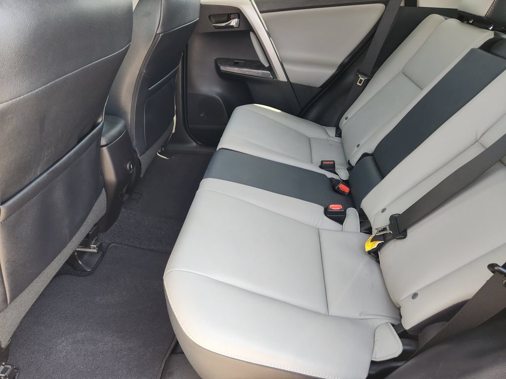 Certified 2017 Toyota RAV4 Platinum FWD image 31