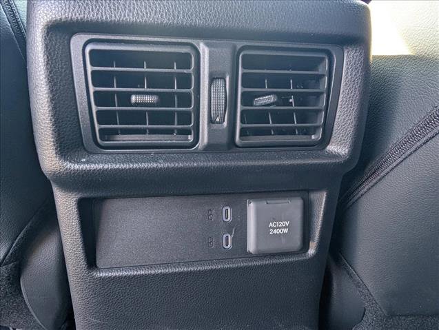 Used 2025 Toyota 4Runner Limited image 18