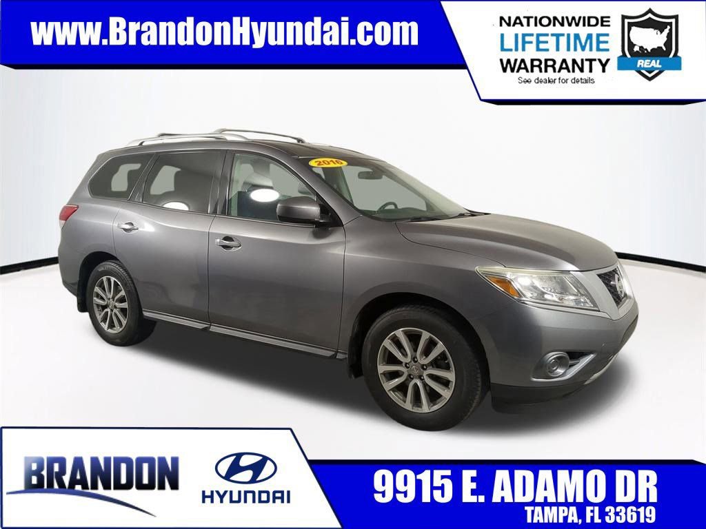 Used 2016 Nissan Pathfinder S image 1