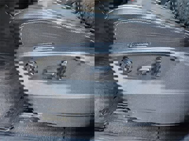 Used 2024 Volkswagen Atlas SEL Premium R-Line image 8