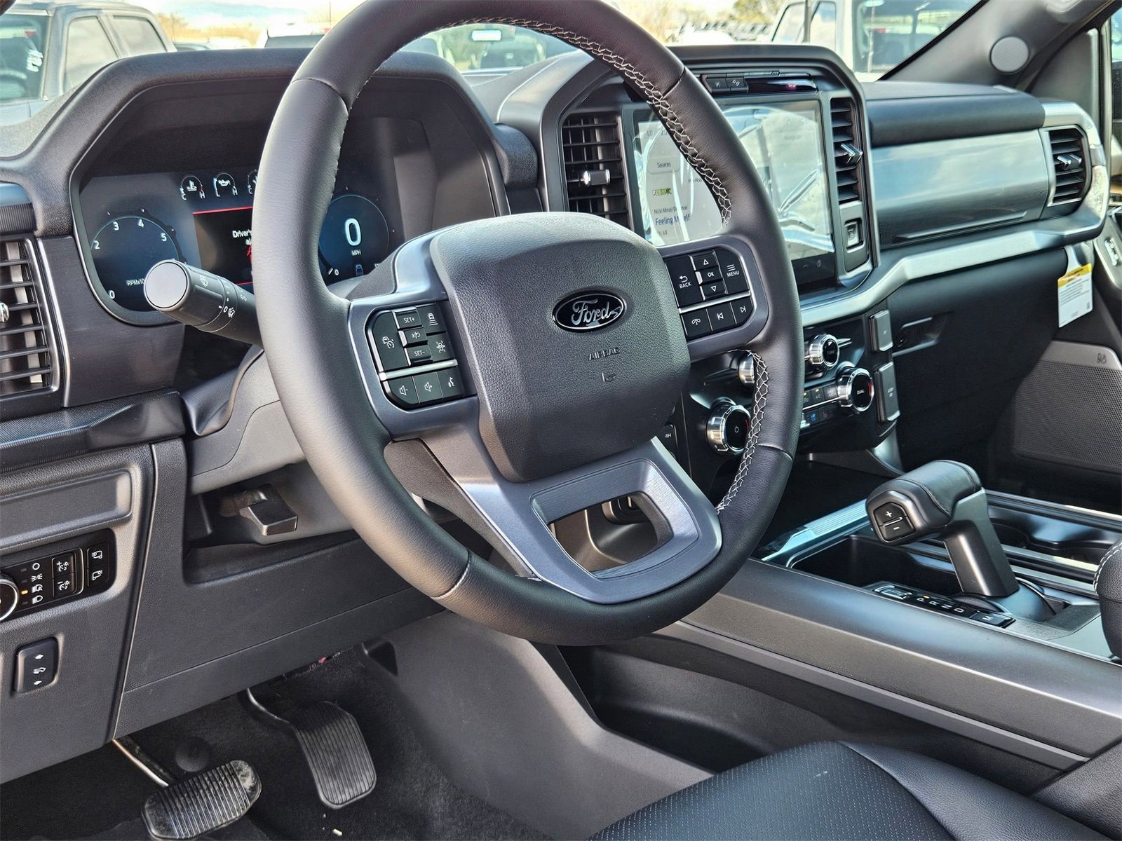 New 2025 Ford F150 Lariat w/ Equipment Group 501A Mid image 13