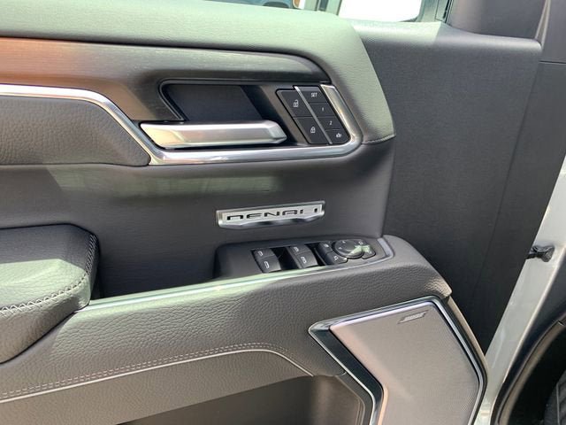 New 2026 GMC Sierra 1500 Denali w/ Denali Reserve Package AWD/4WD image 19