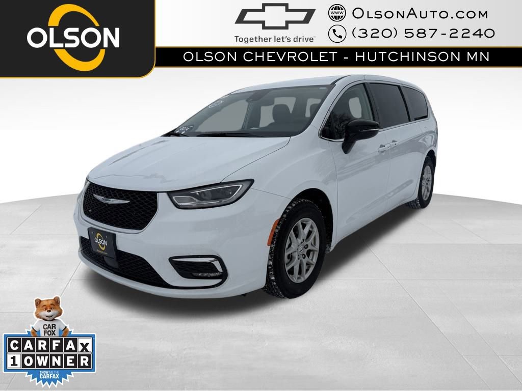 Used 2024 Chrysler Pacifica Touring-L