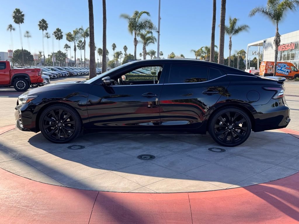 Certified 2023 Nissan Maxima SR w/ Sport Mat Group image 5