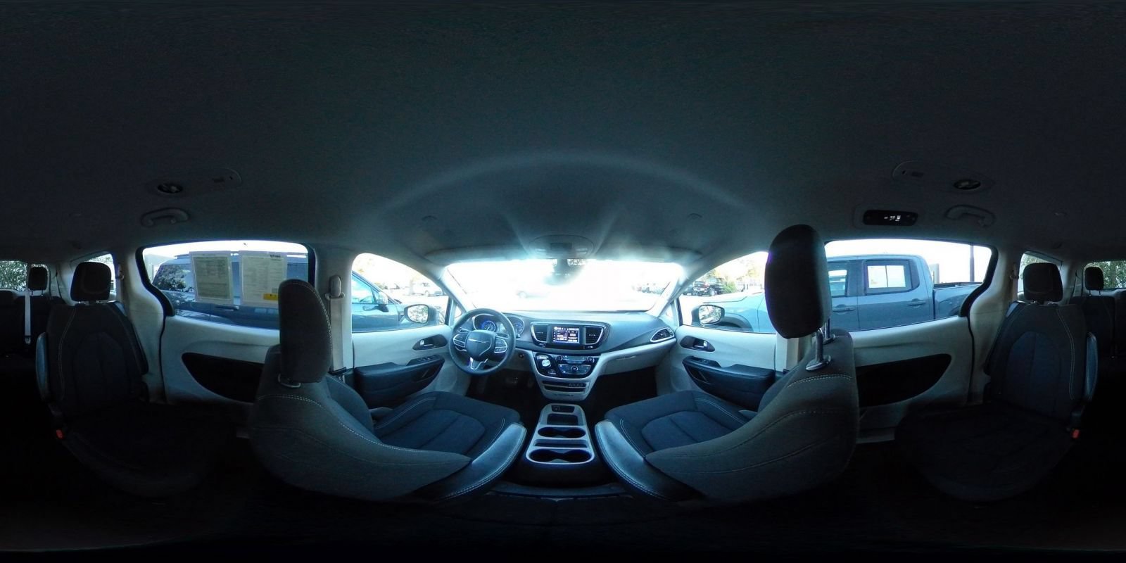 Used 2024 Chrysler Voyager LX FWD image 43