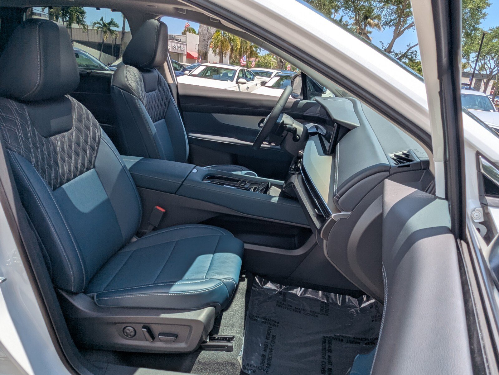Certified 2026 Nissan Murano Platinum w/ Cargo Package AWD/4WD image 21