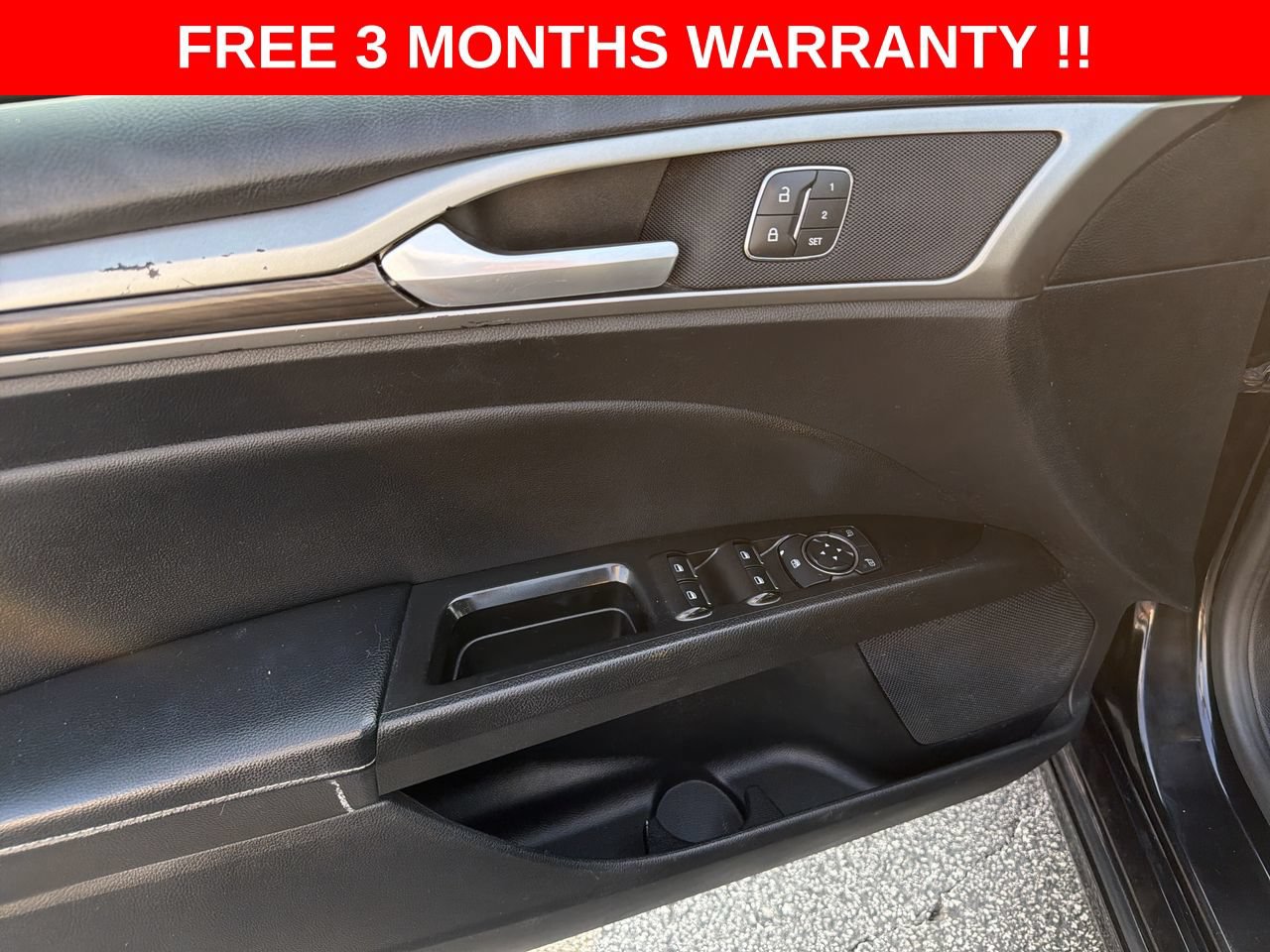 Used 2020 Ford Fusion SEL FWD image 12
