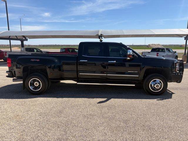 Used 2016 Chevrolet Silverado 3500 LTZ w/ Duramax Plus Package image 4