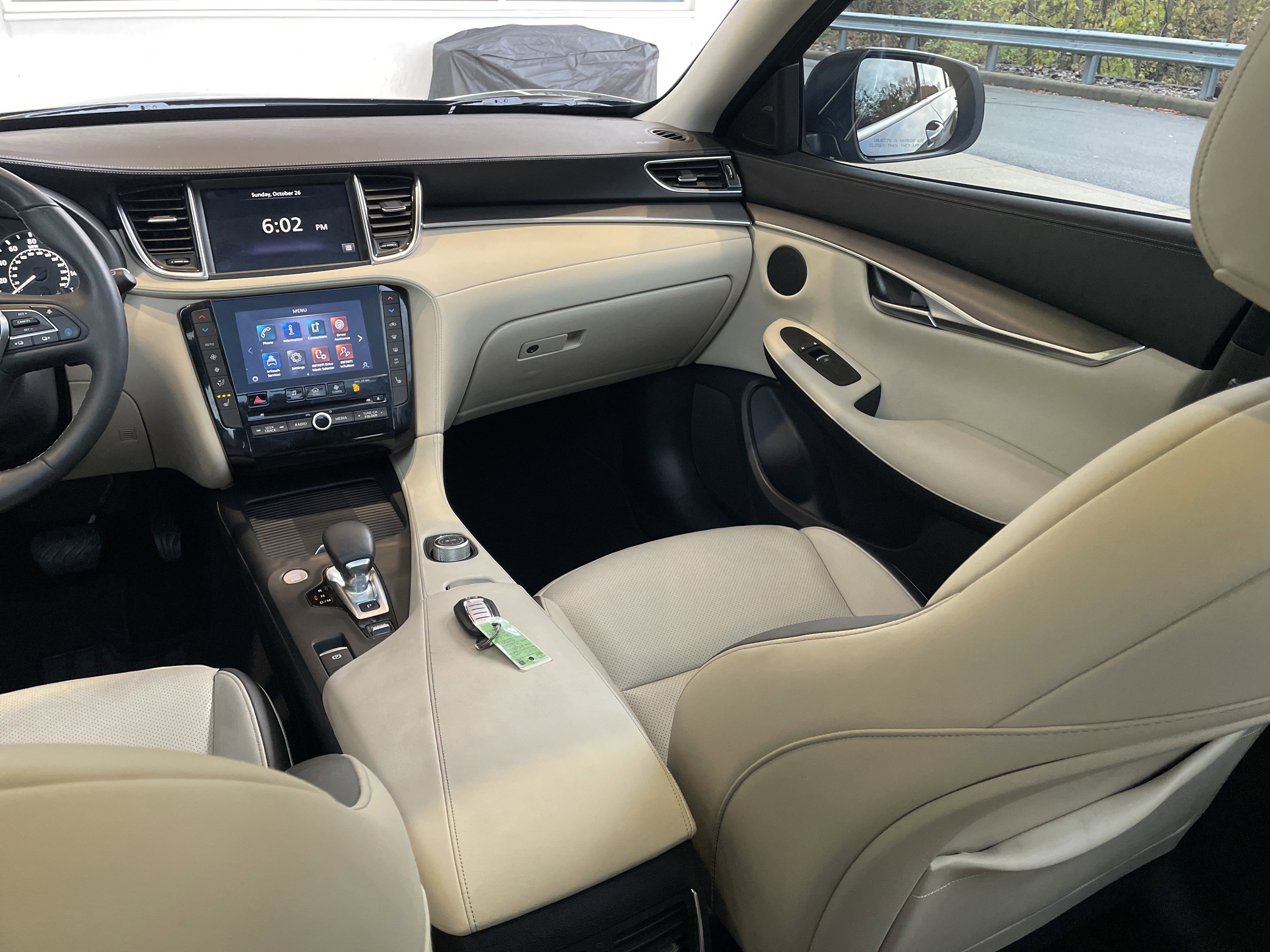 Used 2022 INFINITI QX50 Luxe image 16