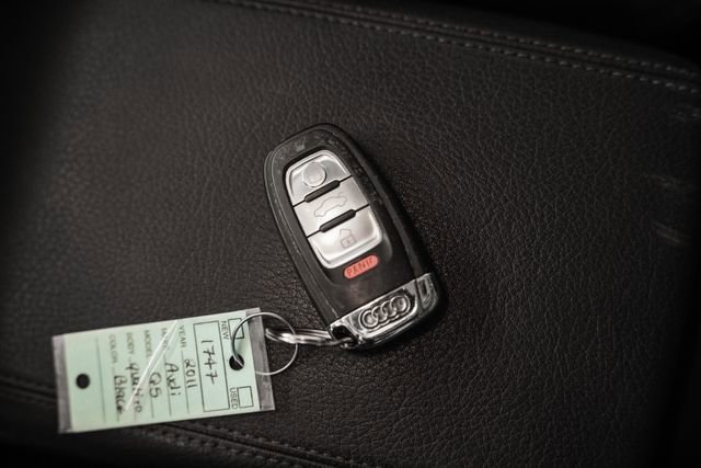 Used 2011 Audi Q5 3.2 Premium Plus w/ Audi MMI Navigation Plus Pkg image 83