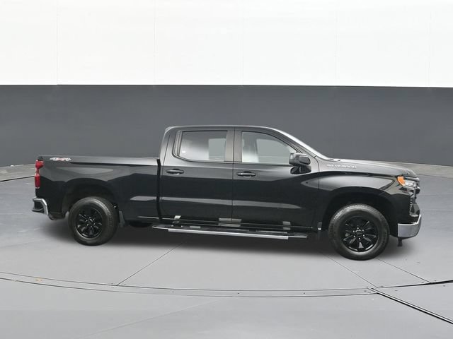 Used 2023 Chevrolet Silverado 1500 LT w/ Protection Package AWD/4WD image 18