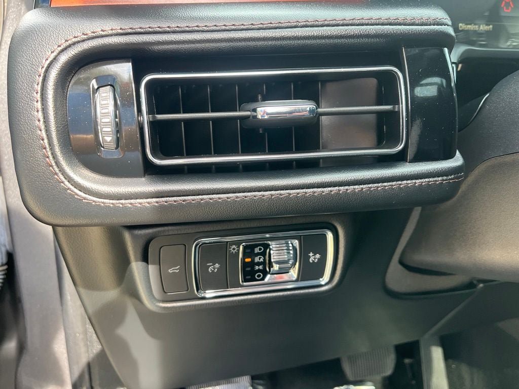 Certified 2023 Lincoln Aviator Reserve w/ Equipment Group 201A AWD/4WD image 42