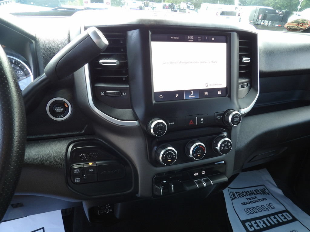 Used 2022 RAM 3500 Big Horn AWD/4WD image 22