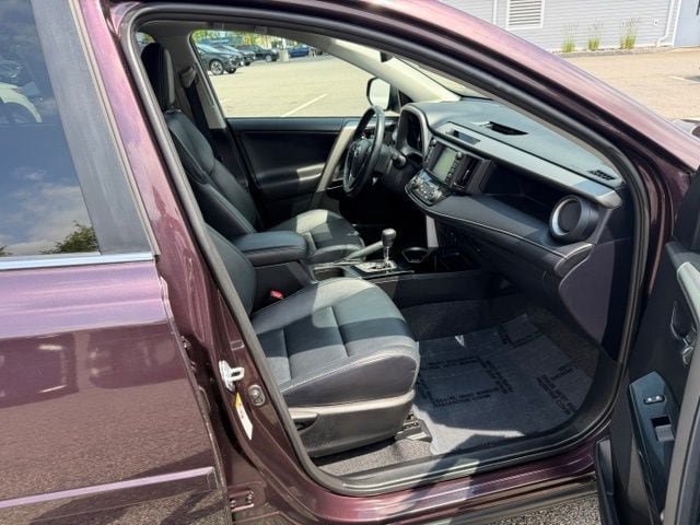 Used 2017 Toyota RAV4 Limited AWD/4WD image 11
