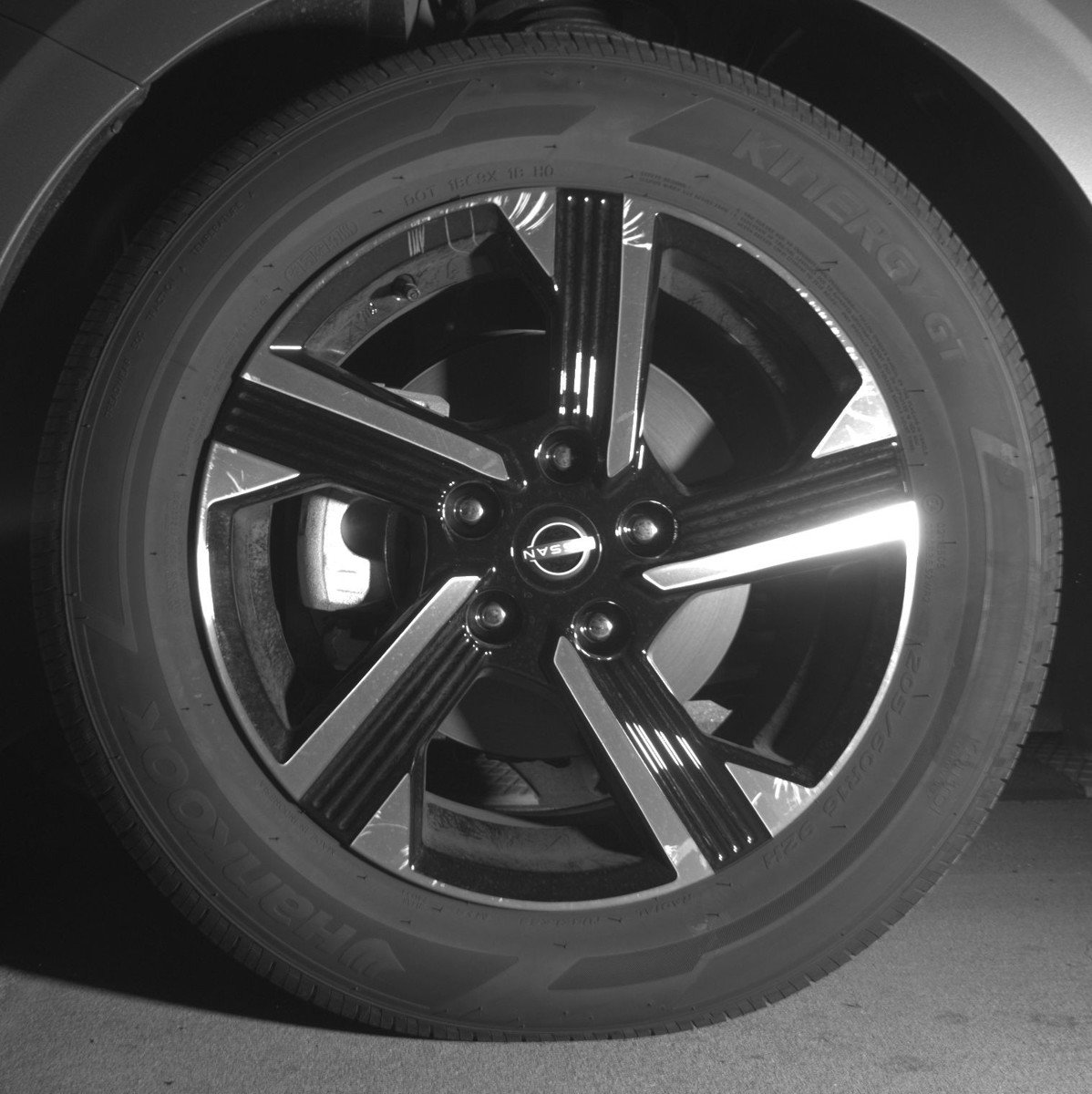 Used 2025 Nissan Sentra SV image 12