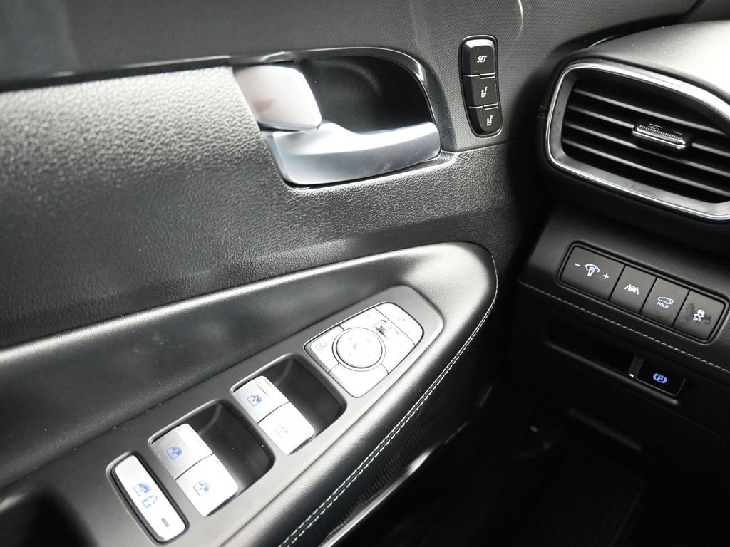 Used 2023 Hyundai Santa Fe Calligraphy image 10