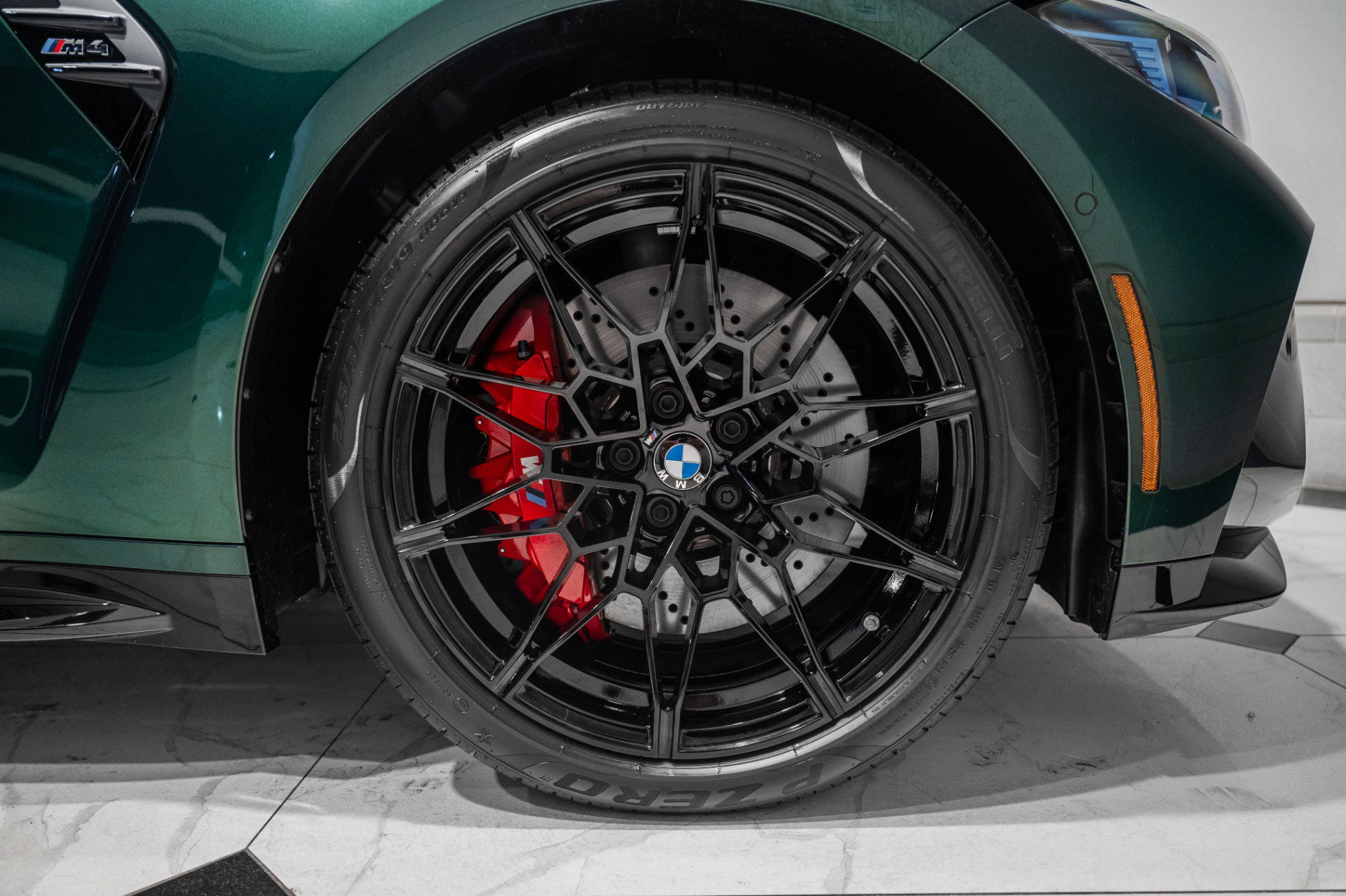 Used 2027 BMW M4 Coupe w/ M Driver's Package RWD image 16