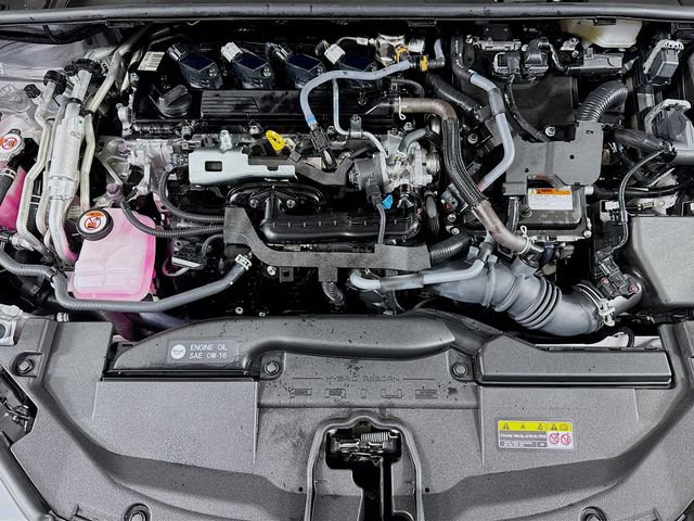 Used 2025 Toyota Prius Plug-In Hybrid image 31