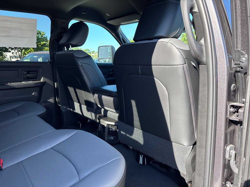 New 2027 RAM 3500 Tradesman AWD/4WD image 21