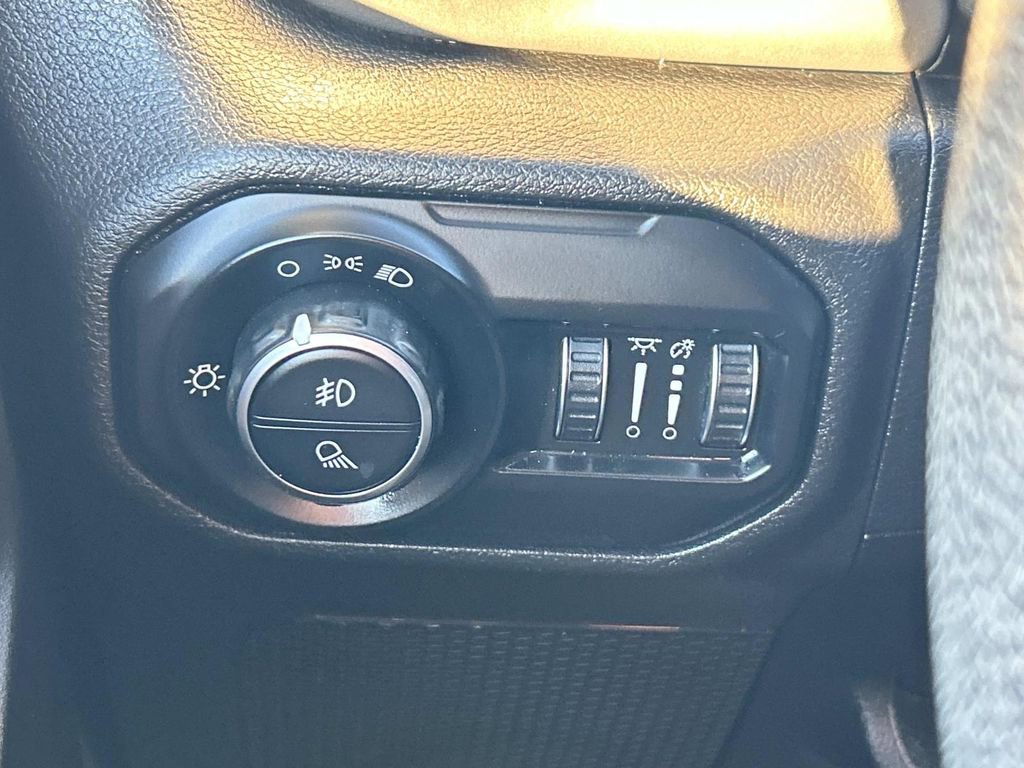 Used 2021 Jeep Gladiator Sport image 24