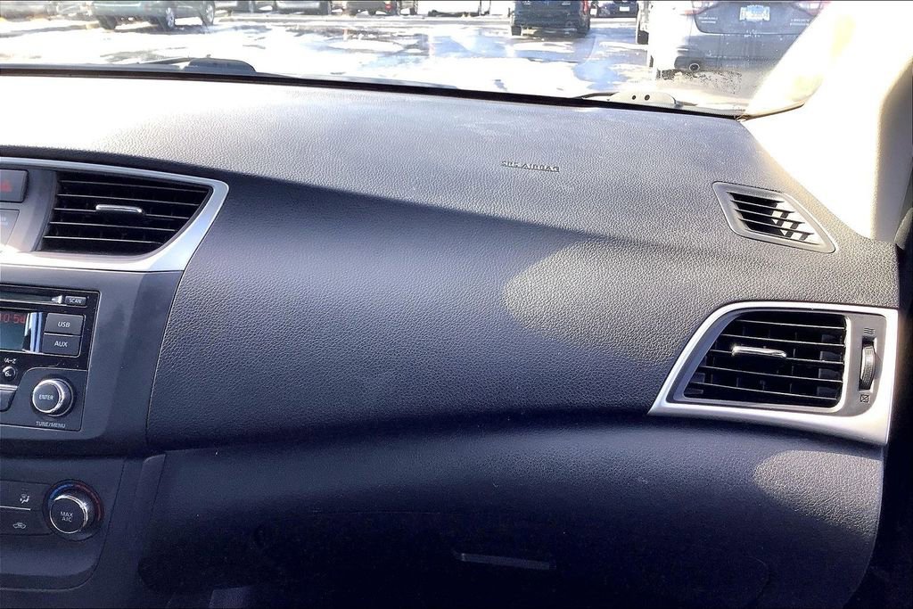 Used 2017 Nissan Sentra S image 19