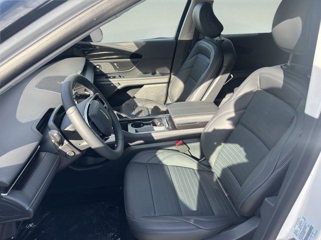 New 2026 Lincoln Nautilus Reserve w/ Jet Appearance Package AWD/4WD image 8