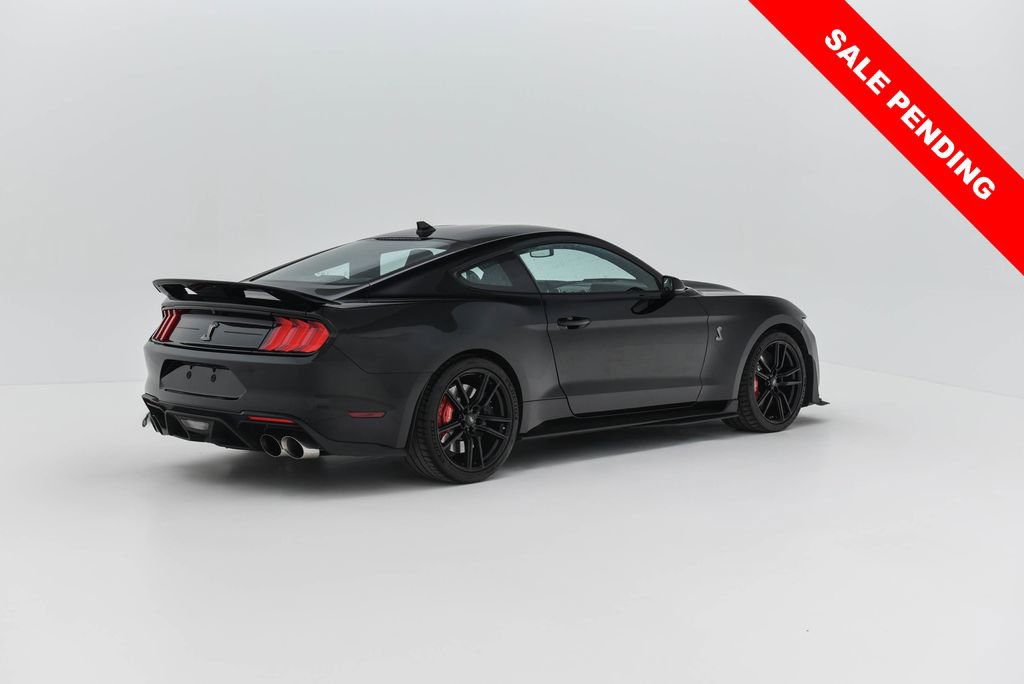 Used 2021 Ford Mustang Shelby GT500 w/ Technology Package image 3