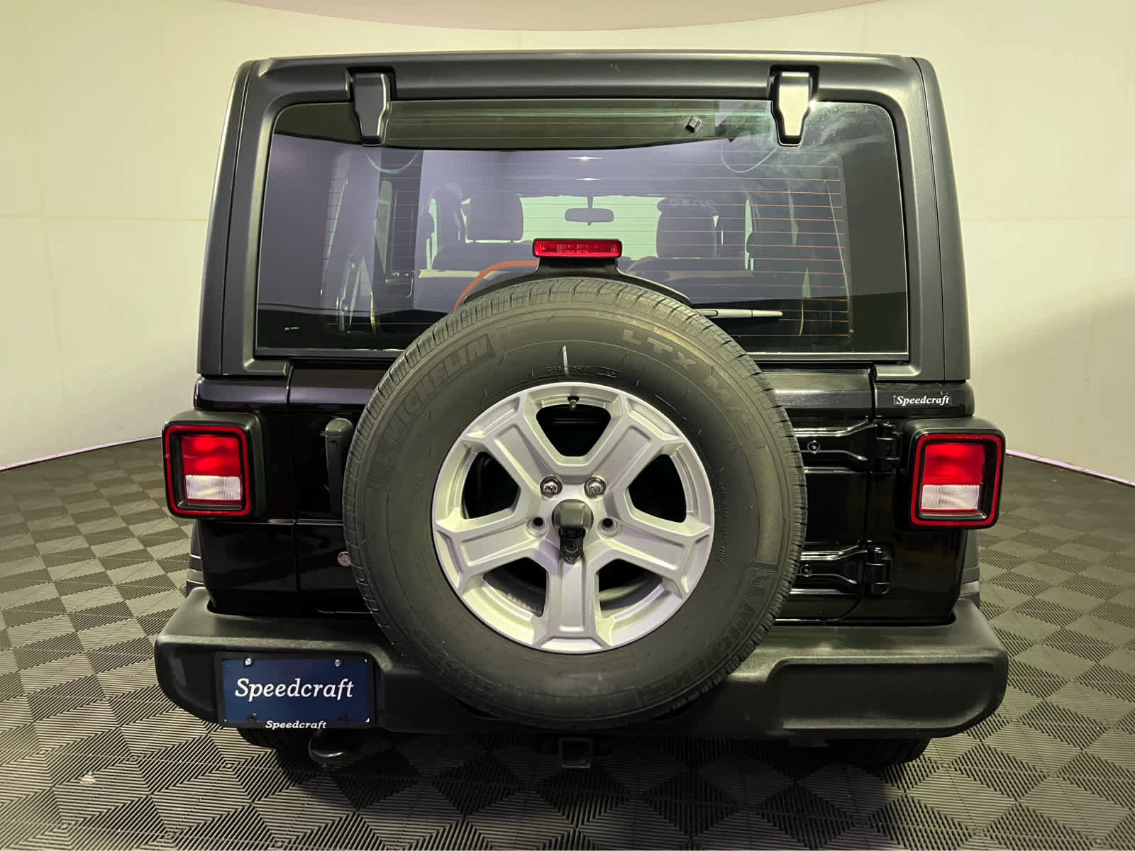 Used 2018 Jeep Wrangler Unlimited Sport S image 6