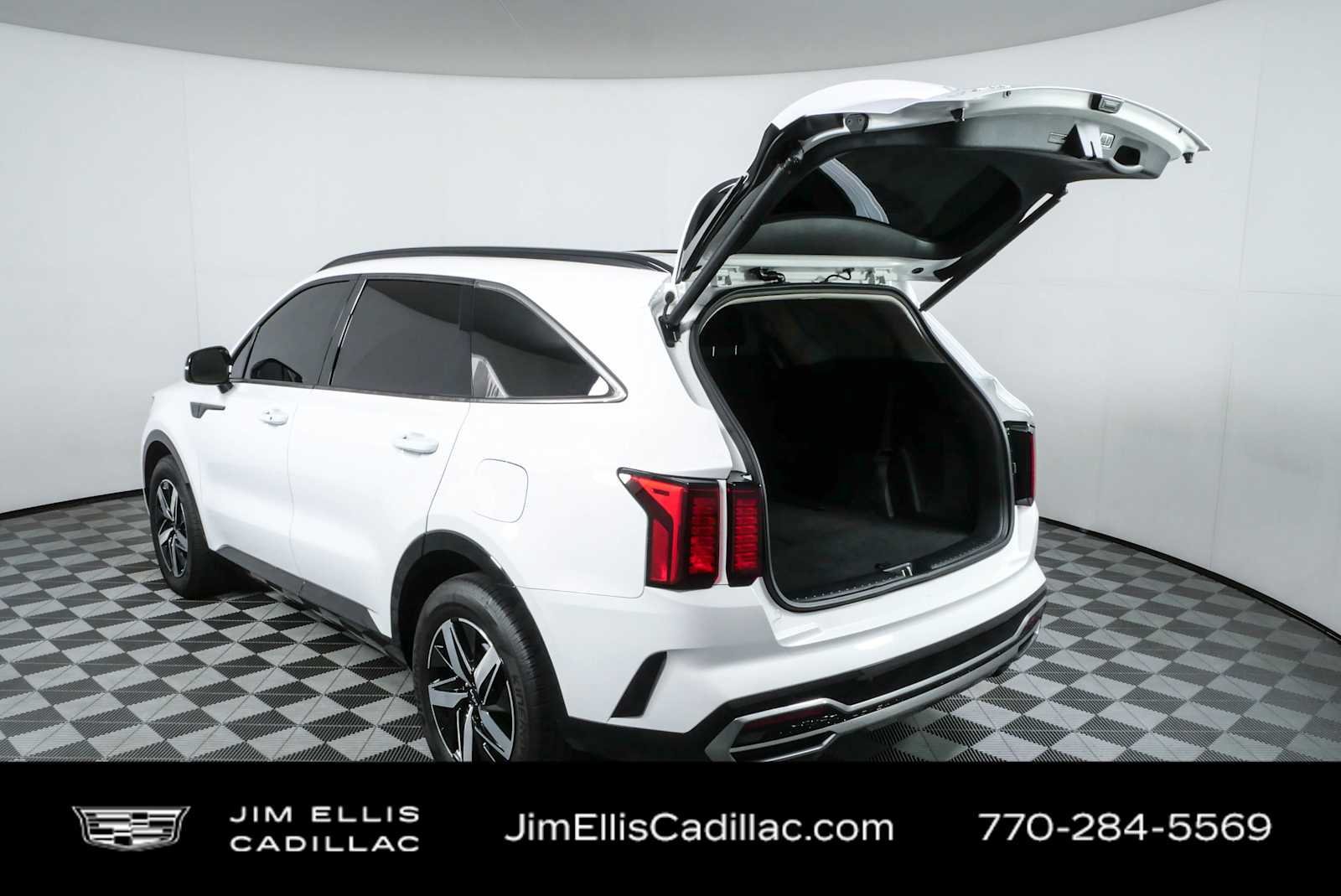 Used 2023 Kia Sorento EX w/ Panoramic Sunroof Package FWD image 36