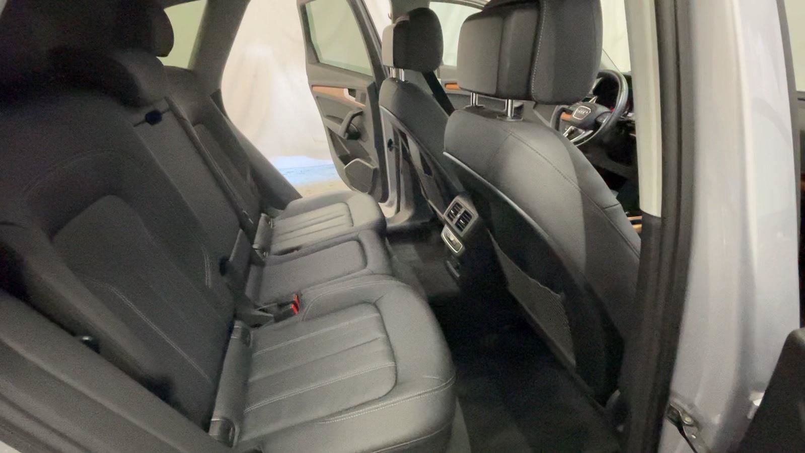 Used 2021 Audi Q5 2.0T Premium w/ Convenience Package AWD/4WD image 24