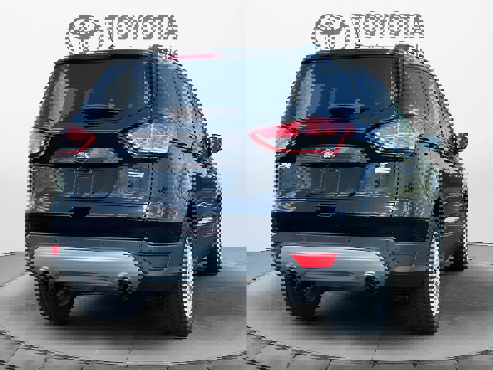 Used 2016 Ford Escape SE w/ Equipment Group 201A FWD image 6