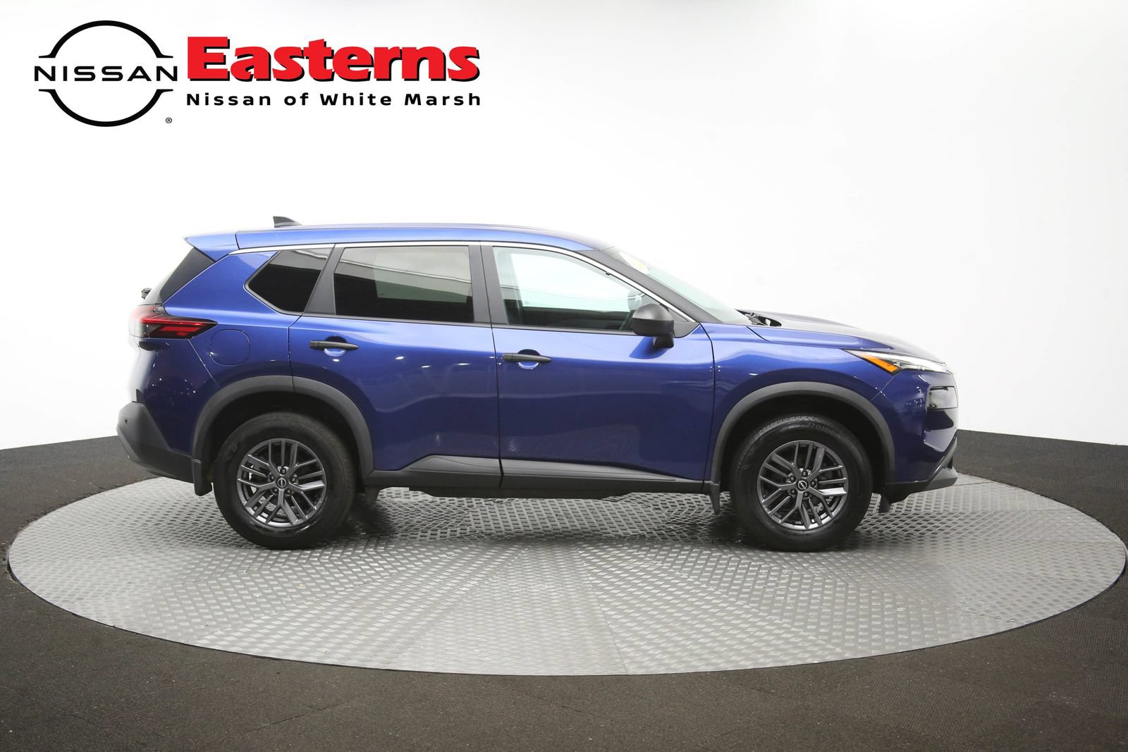 Used 2023 Nissan Rogue S AWD/4WD image 45
