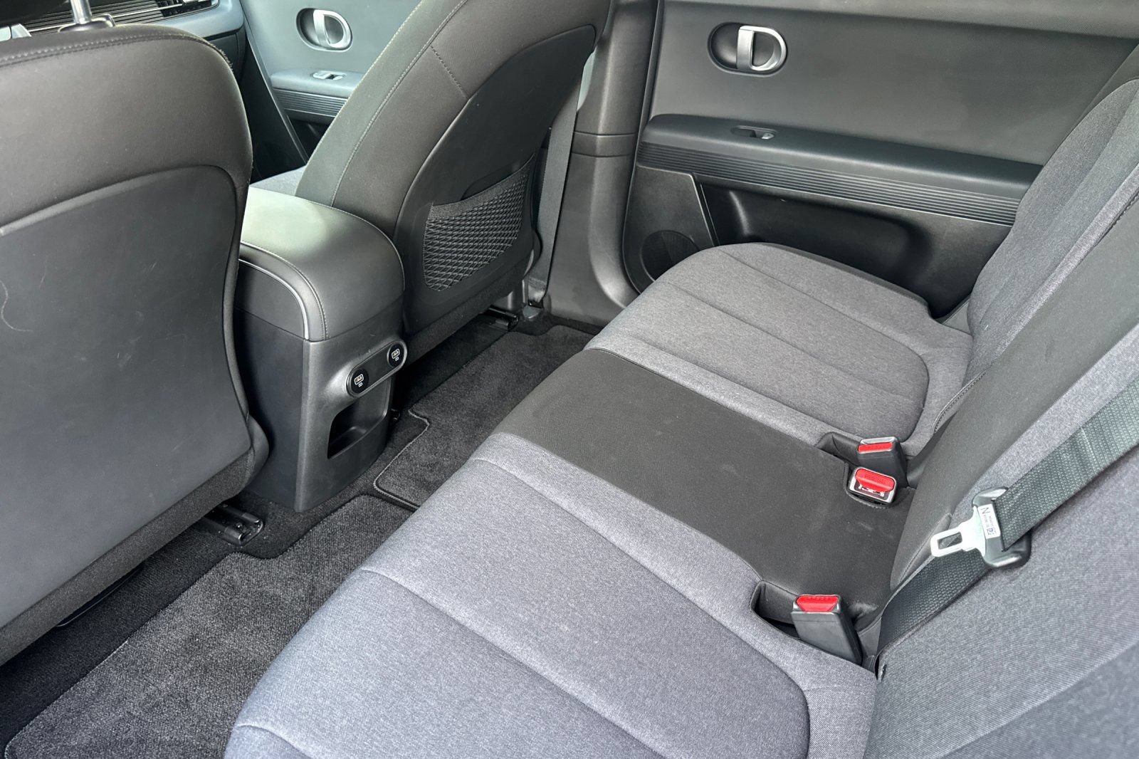 Used 2024 Hyundai Ioniq 5 SE RWD image 13