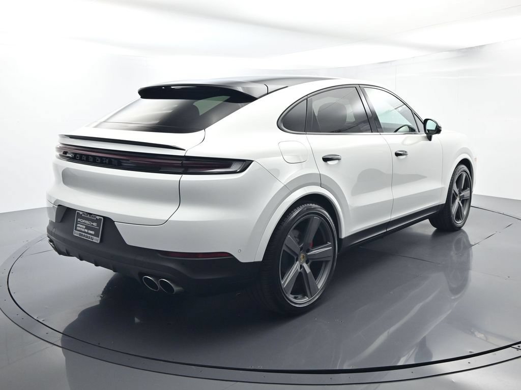 Certified 2024 Porsche Cayenne S AWD/4WD image 14
