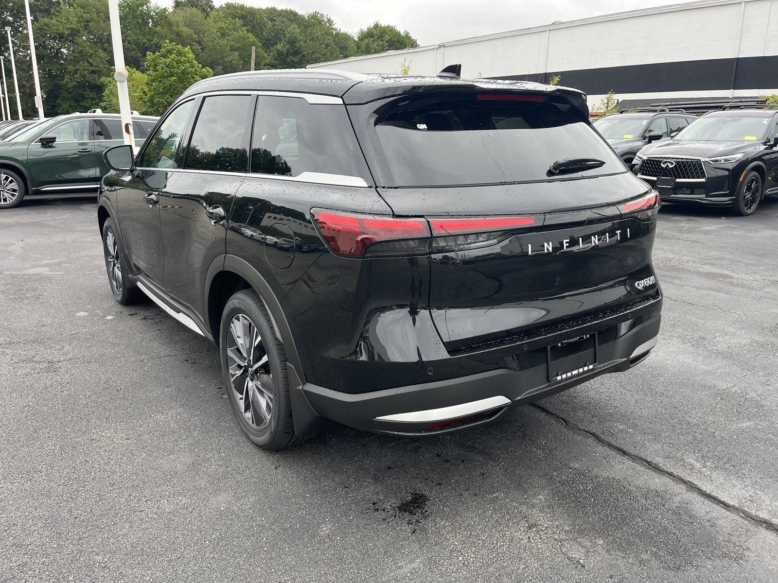 New 2026 INFINITI QX60 Luxe w/ Cargo Package image 5